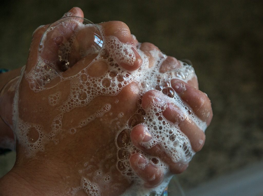 Richtig Händewaschen beim Coronavirus von Dr. Gabriela Hoppe | Erfolg durch Ernährung | Deine Ernährungsspezialistin & Heilpraktikerin in Hannover