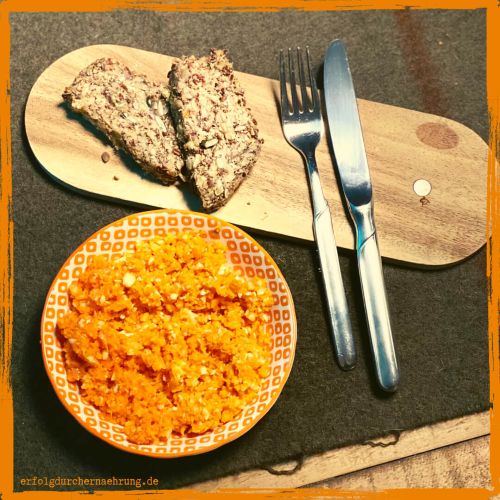 Möhren-Apfel-Salat – simpel, lecker und super fürs MealPrep!