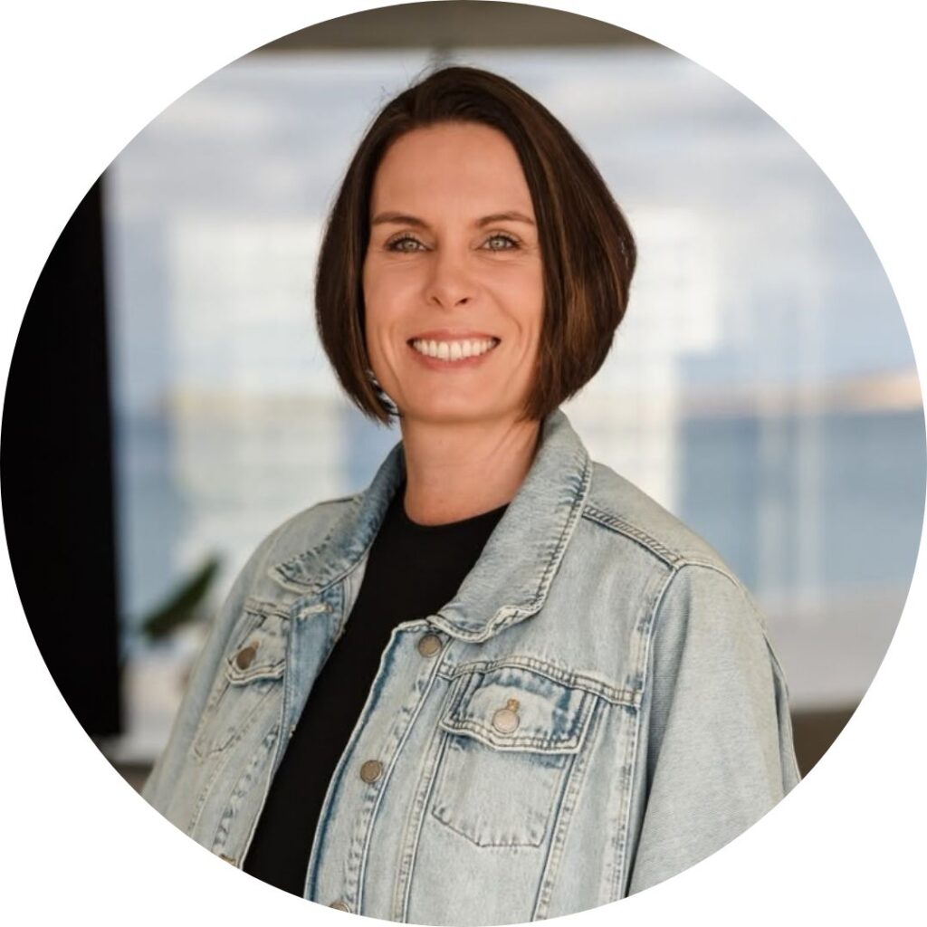Christiane Baumann - Gastautorin bei Dr. Gabriela Hoppe | Spezialistin für Reizdarm und Fehlbesiedlung & Heilpraktikerin - Bild by Canva